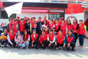 17年里她献血110次，献出10个成人全身血量！这次最后一次献血….-今日献血